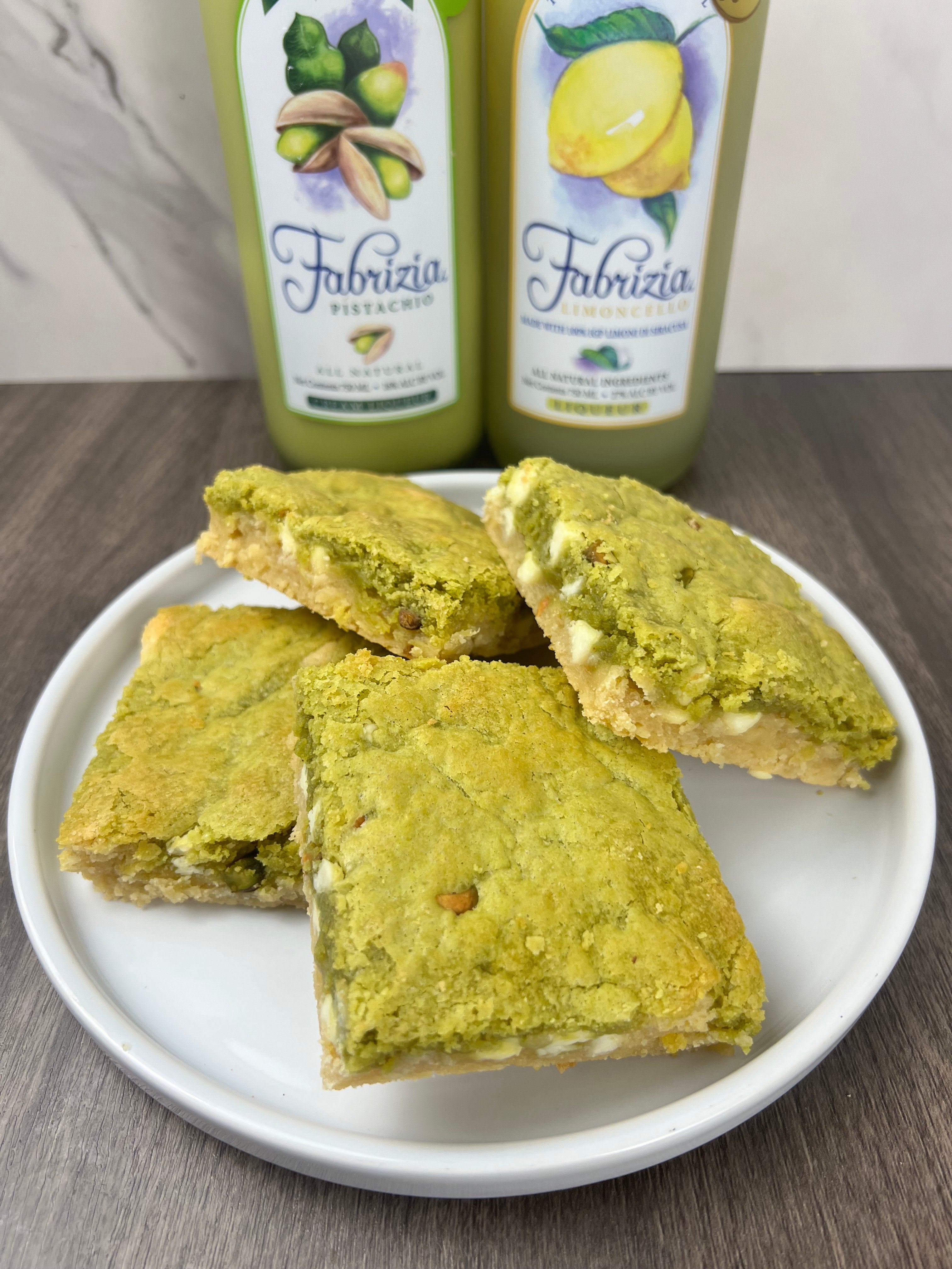 Limoncello Pistachio Blondie