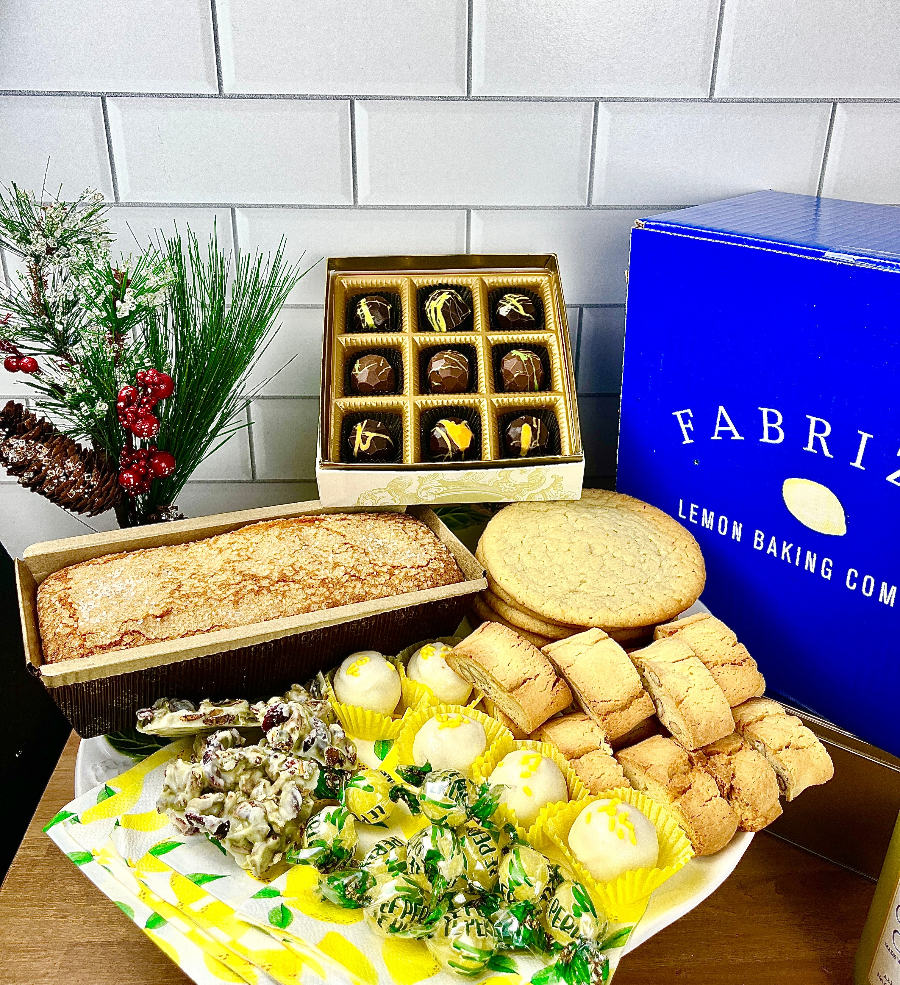 Fabrizia Deluxe Cheer Box (ORDER NOW & SELECT SHIPPING DATE)