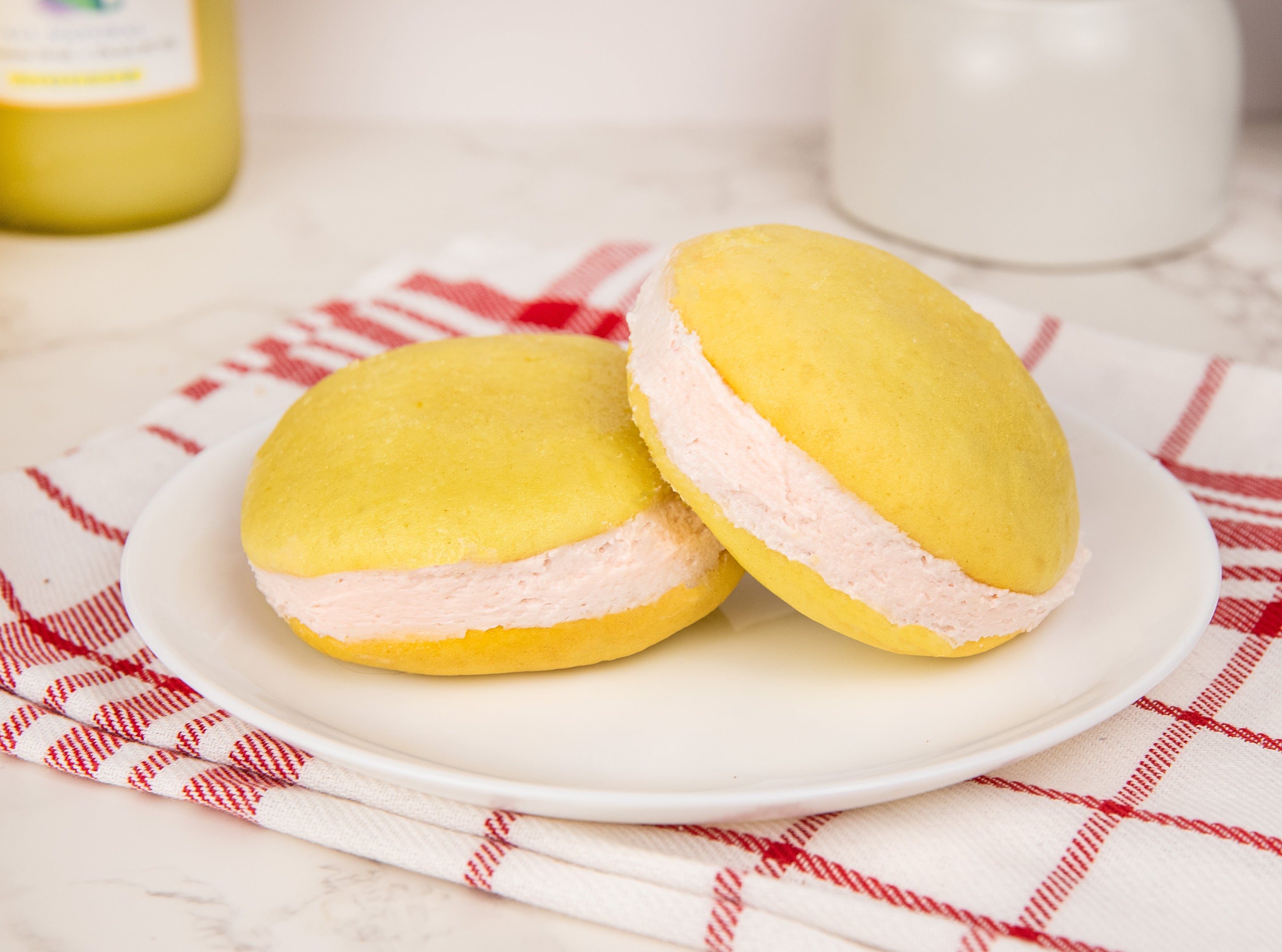 Limoncello Raspberry Whoopie Pies